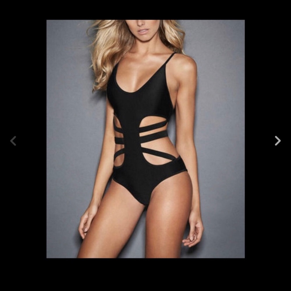 Fredricks of Hollywood Monokini